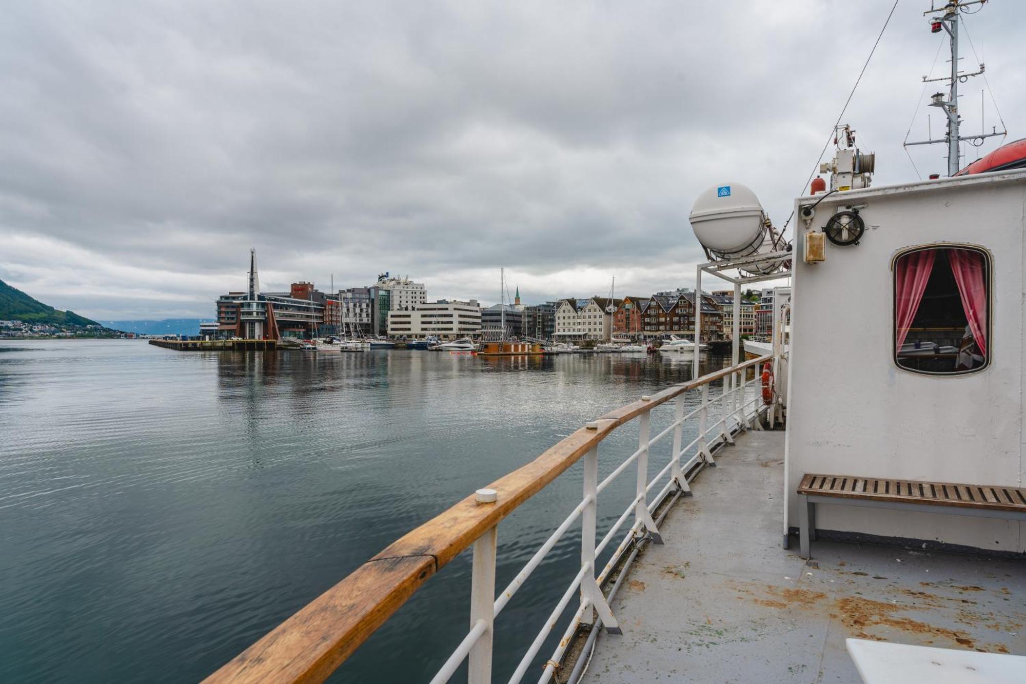 Norwegian Fjord Explorer Line Botel *