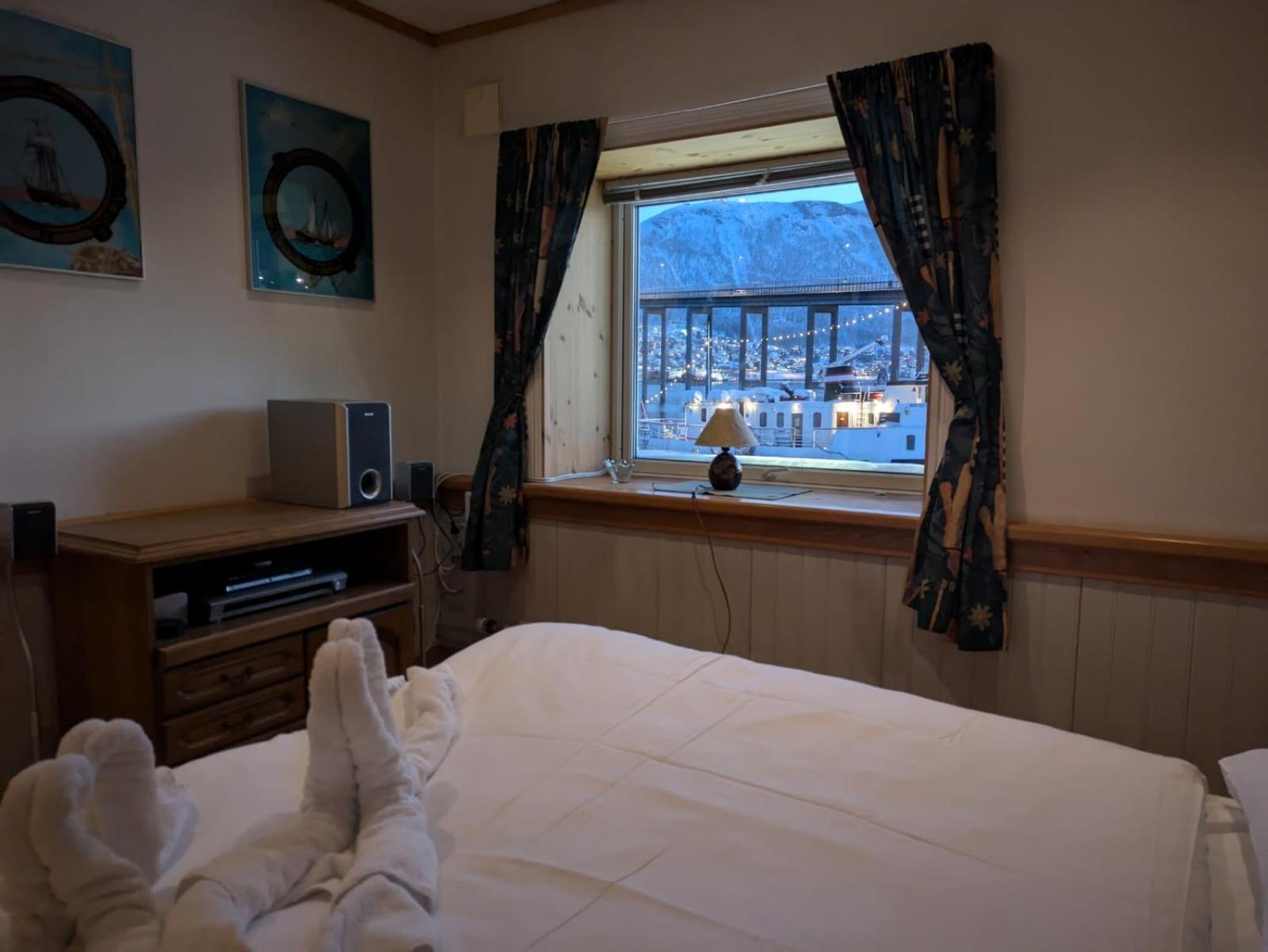Norwegian Fjord Explorer Line Botel Tromso